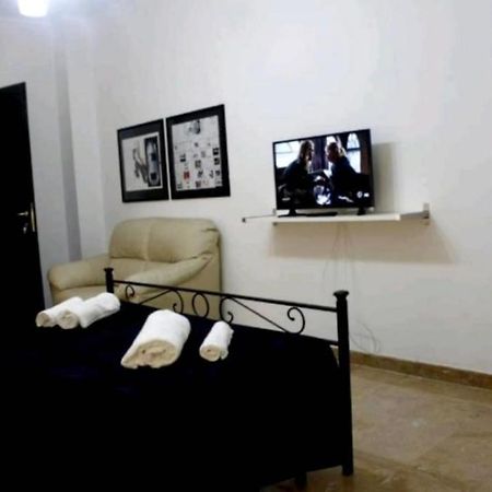 Apartment Ferrarese โบโลญญา ภายนอก รูปภาพ